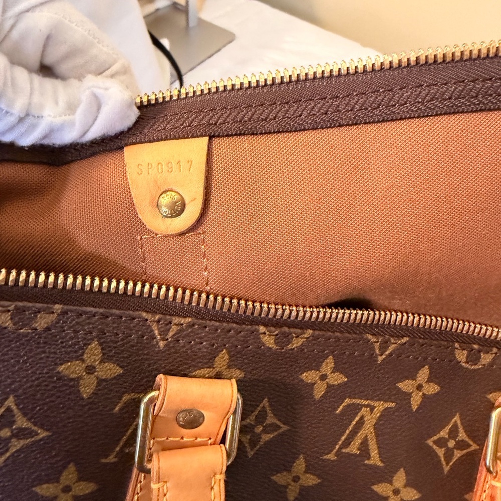 Louis Vuitton Monogram Keepall 50 - Picture 14 of 16